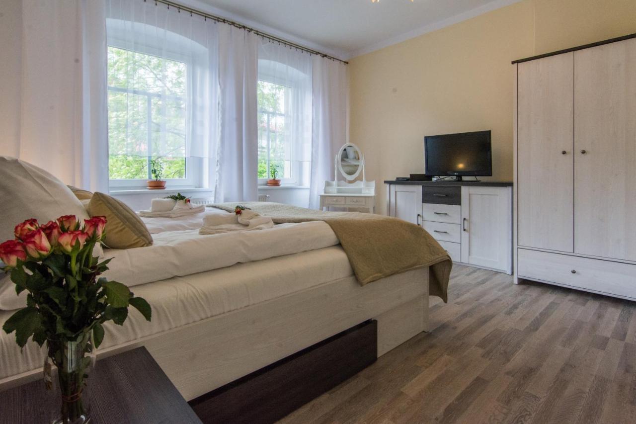 Apartamenty Izerskie - Ul. Wczasowa 8 Swieradow-Zdroj Bagian luar foto